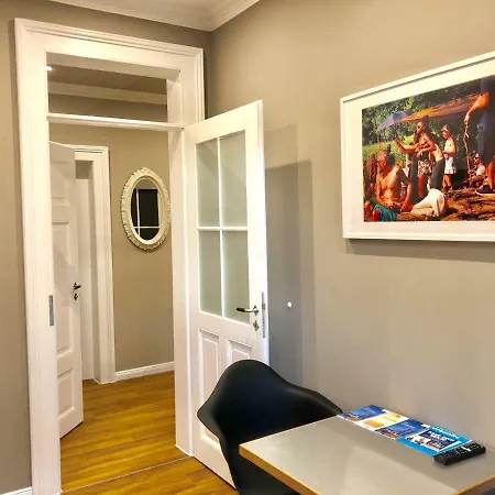 Hostel Leipzig-suites - Hostel-apartment Lindenauer Markt *
