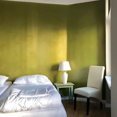 Hostel Leipzig-suites - Hostel-apartment Lindenauer Markt *