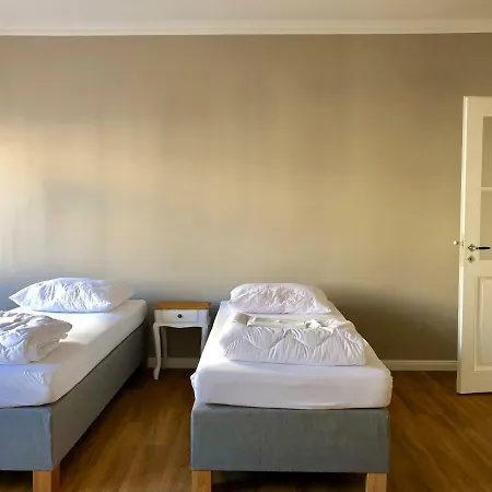 Hostel Leipzig-suites - Hostel-apartment Lindenauer Markt *