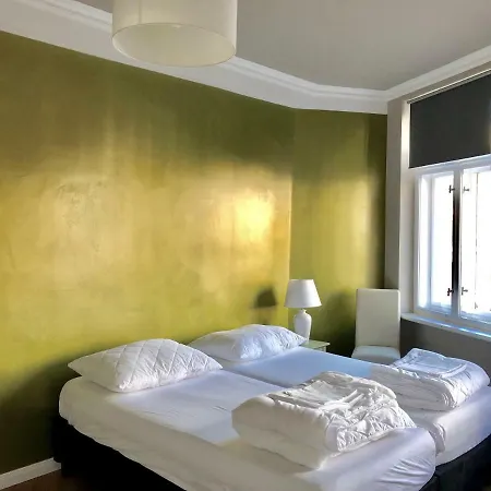 Leipzig-suites - Hostel-apartment Lindenauer Markt *